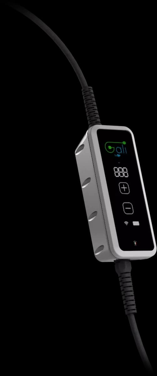 GALI M with its charging cable